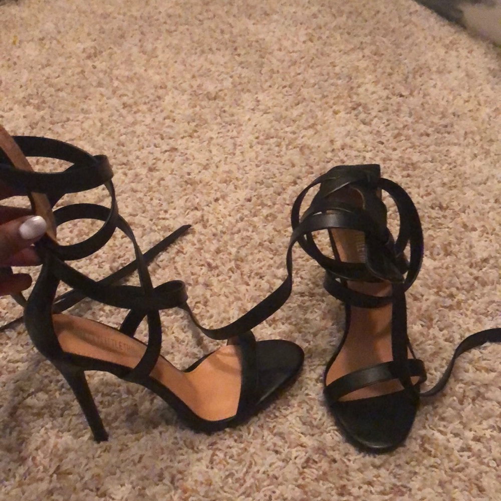 Shoe